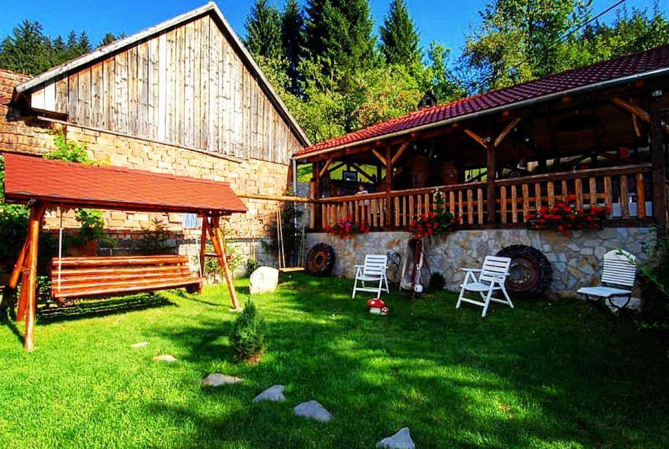 Cabana Vanatorilor Poiana Mărului Exterior foto