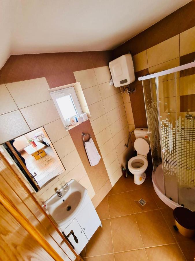 Cabana Vanatorilor Poiana Mărului Exterior foto
